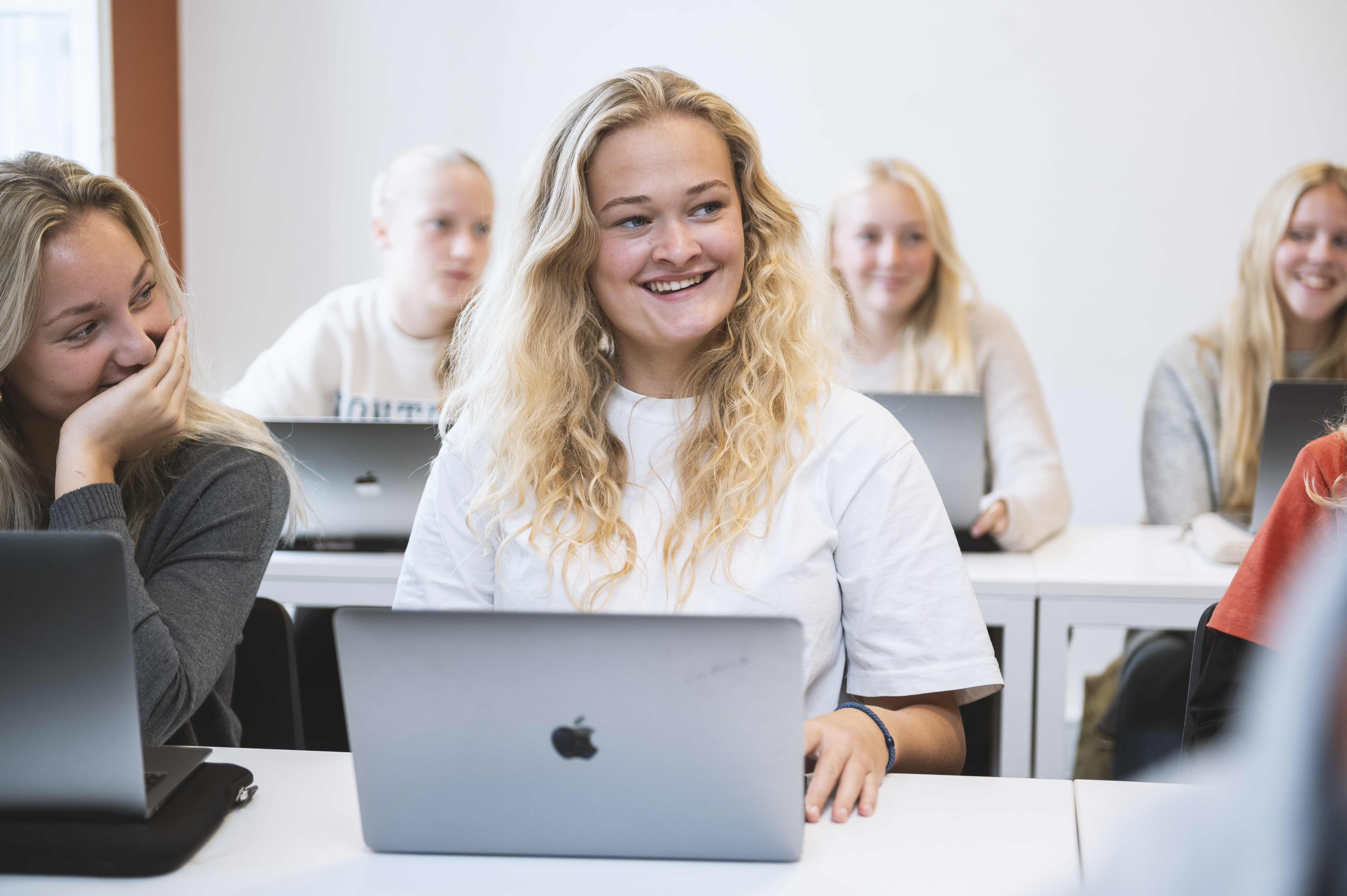 Vib Kat Aug 2023 6872