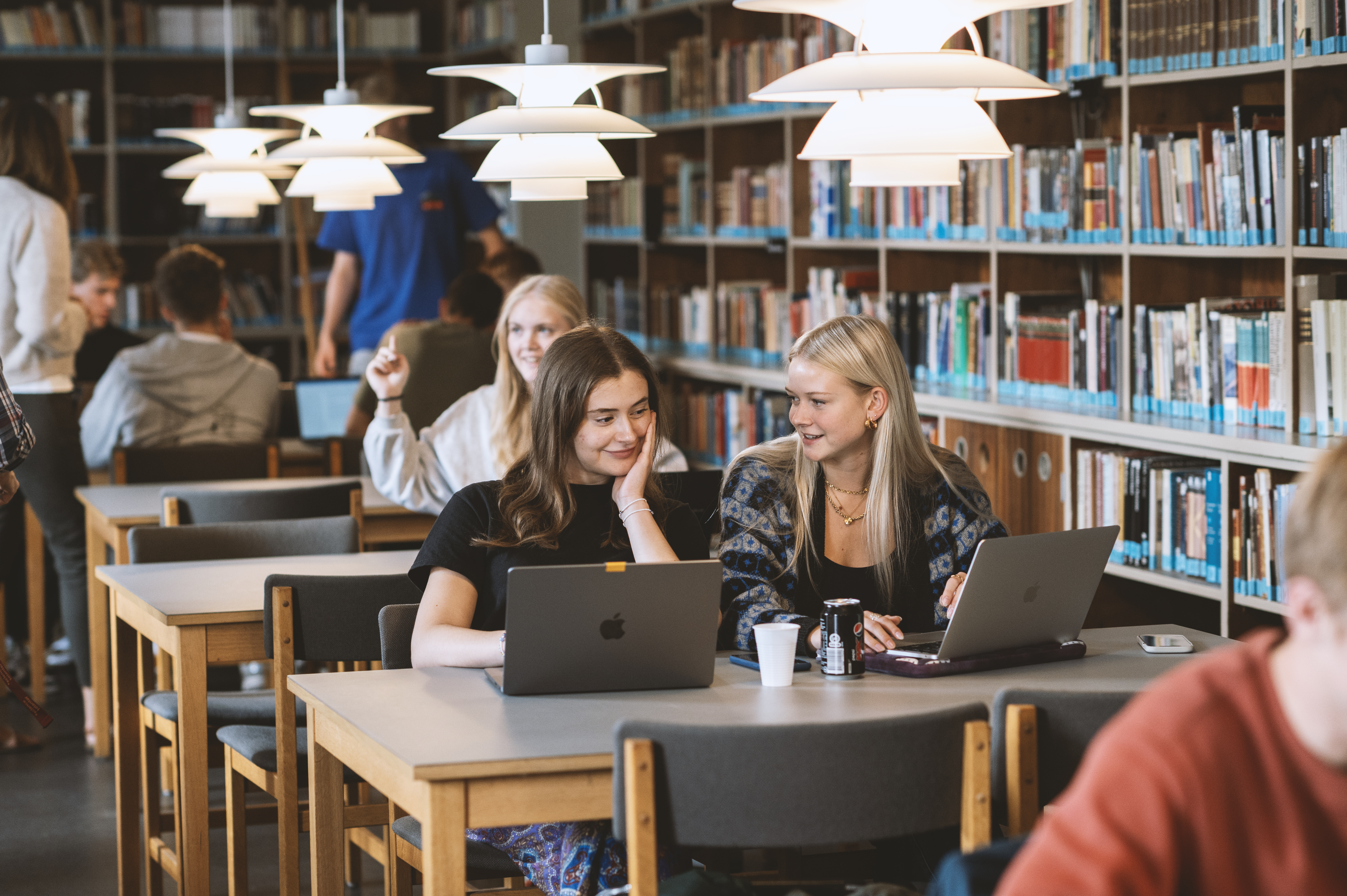 Vib Kat Aug 2023 7660